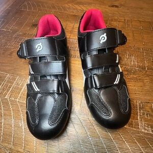 Black Cycling Shoes with Pink Lining Size - 40 (Women’s size 9)